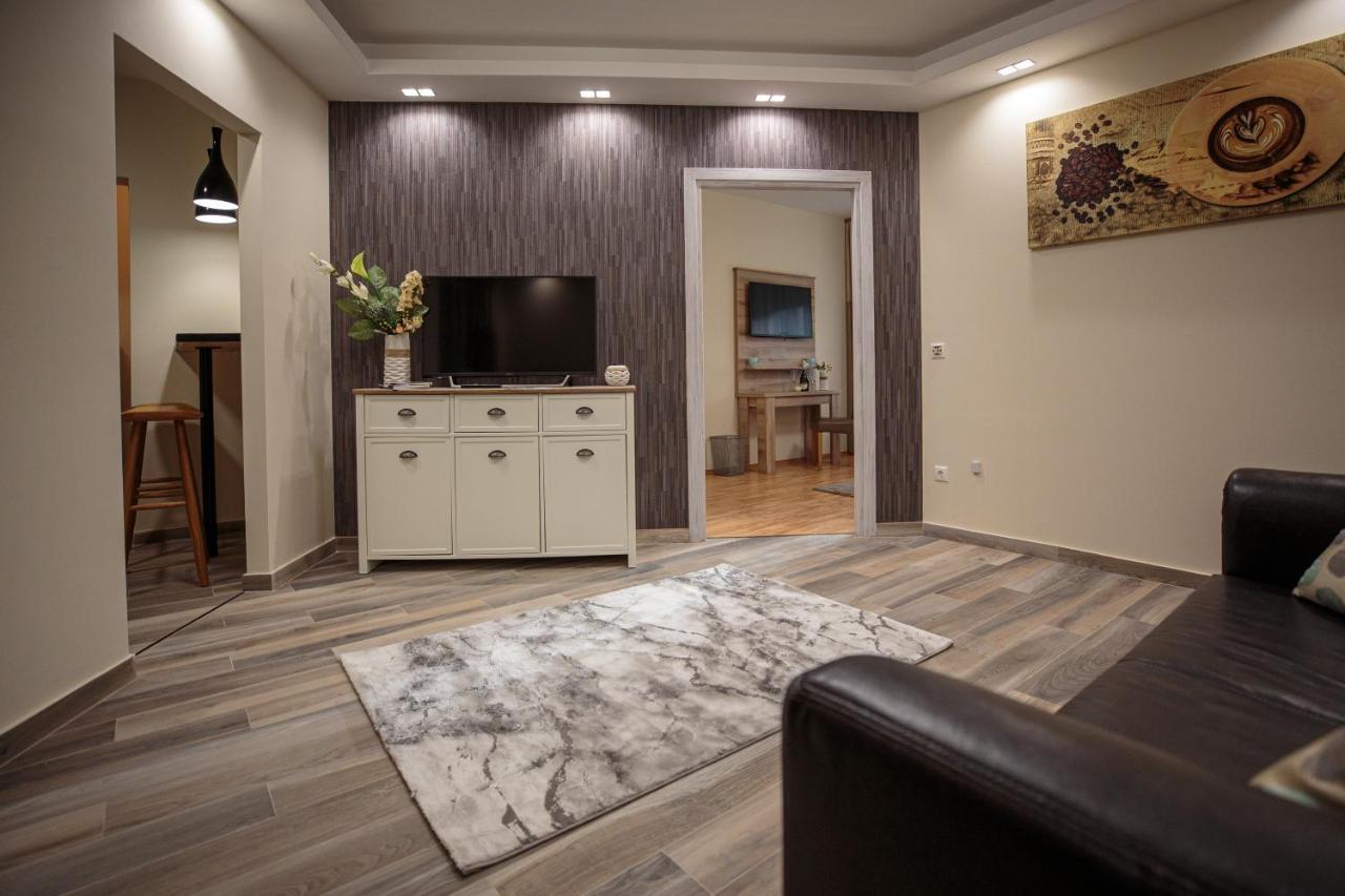 Mokka Apartments Μίσκολτς Εξωτερικό φωτογραφία
