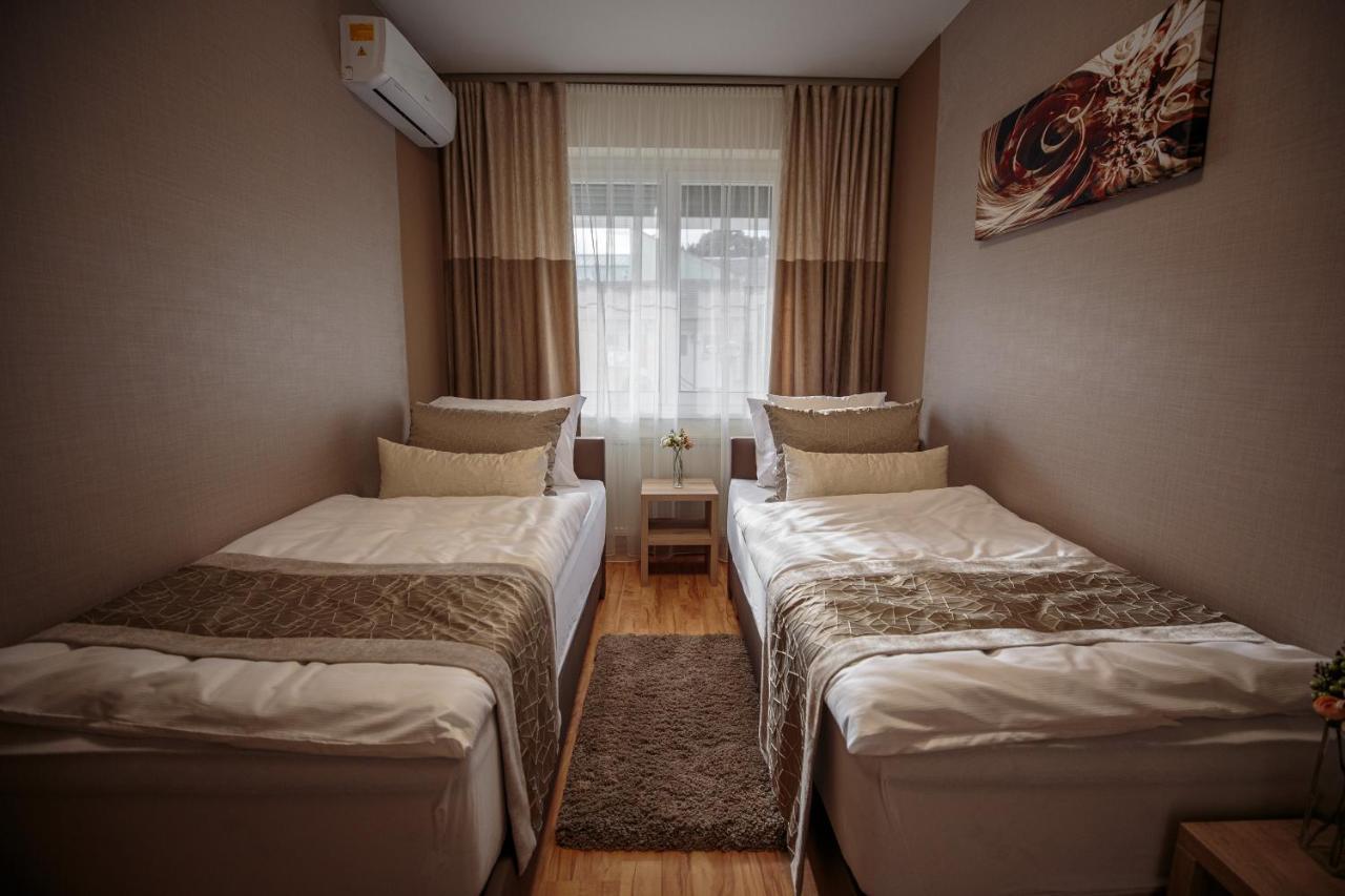 Mokka Apartments Μίσκολτς Εξωτερικό φωτογραφία