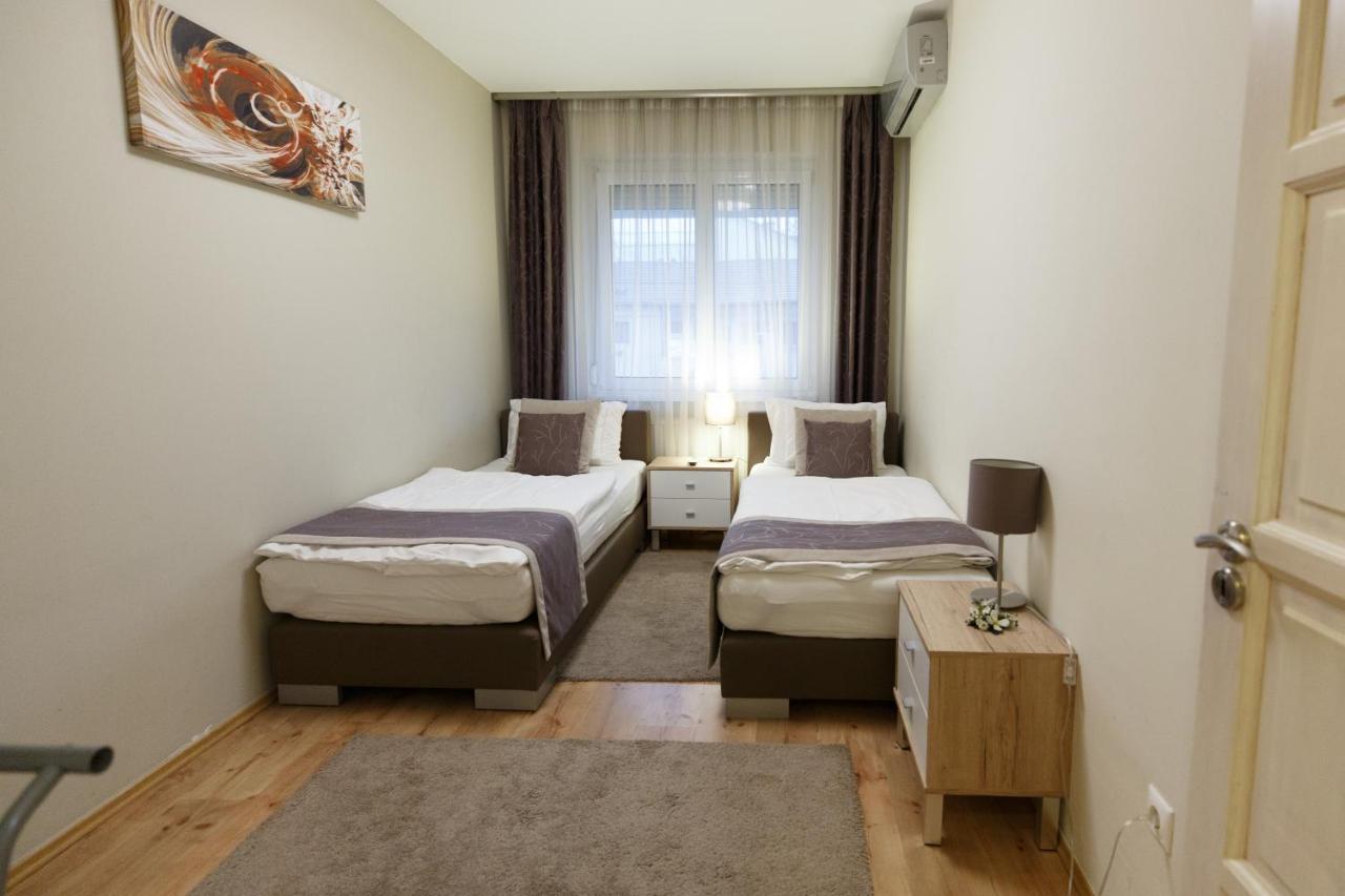 Mokka Apartments Μίσκολτς Εξωτερικό φωτογραφία