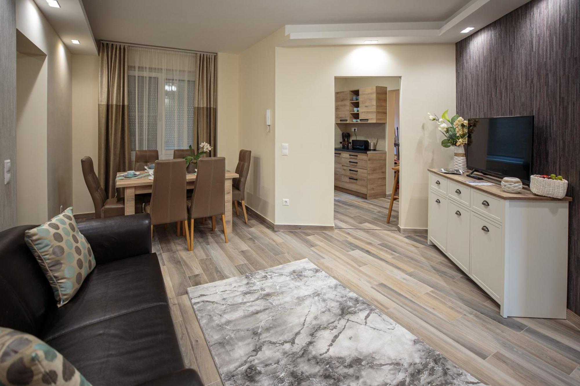Mokka Apartments Μίσκολτς Εξωτερικό φωτογραφία