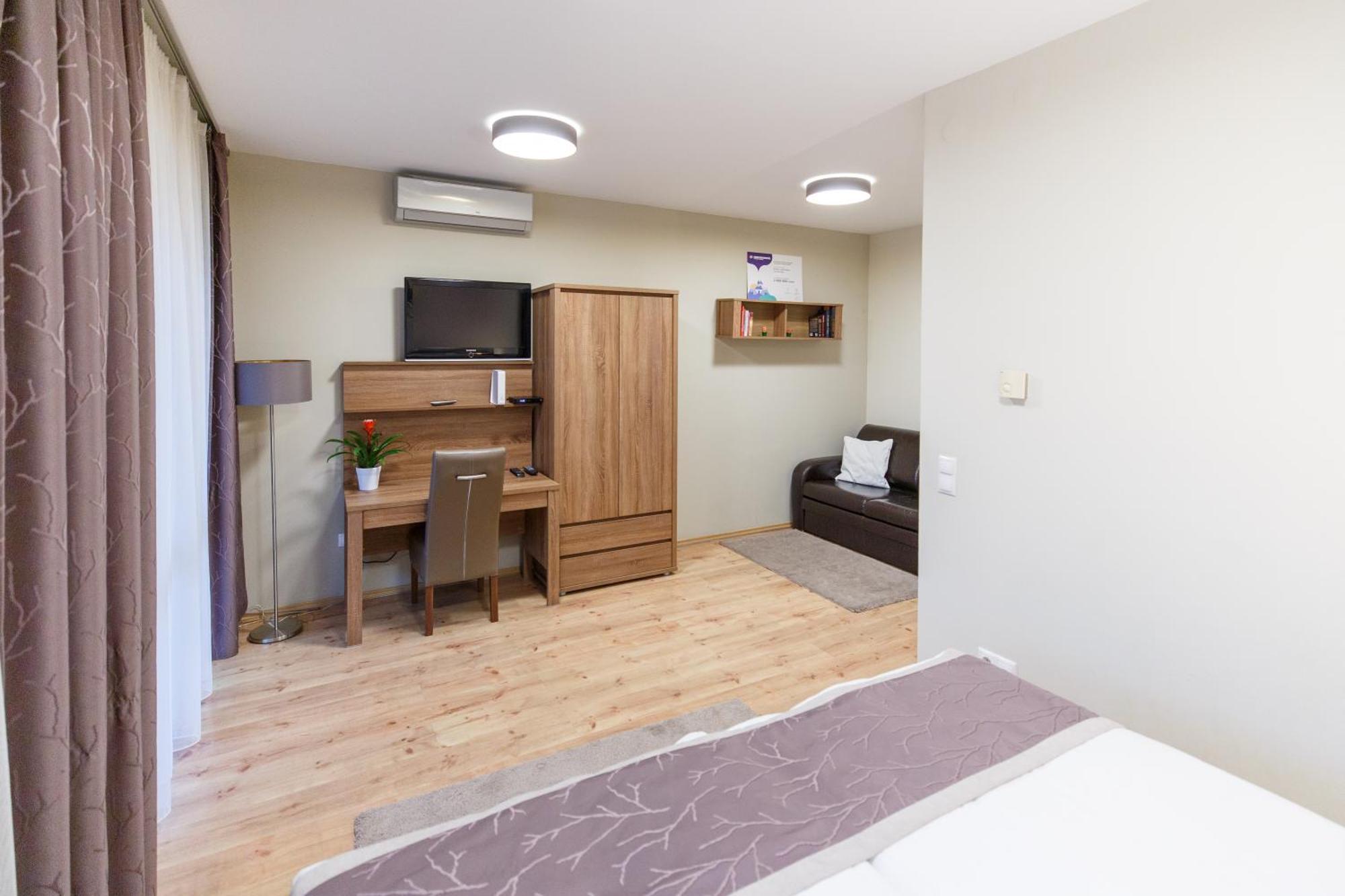 Mokka Apartments Μίσκολτς Εξωτερικό φωτογραφία