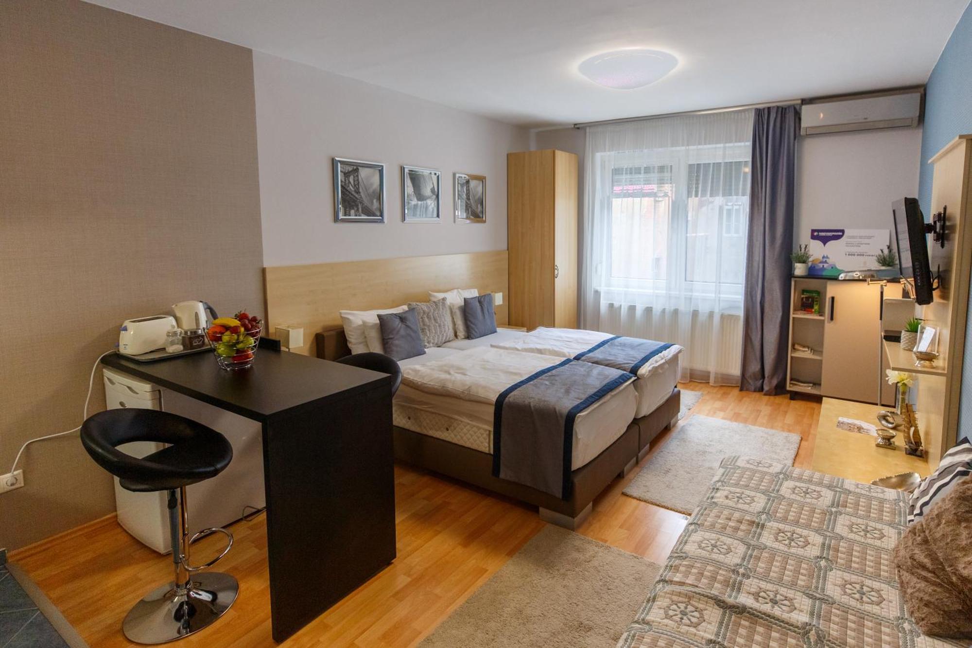 Mokka Apartments Μίσκολτς Εξωτερικό φωτογραφία