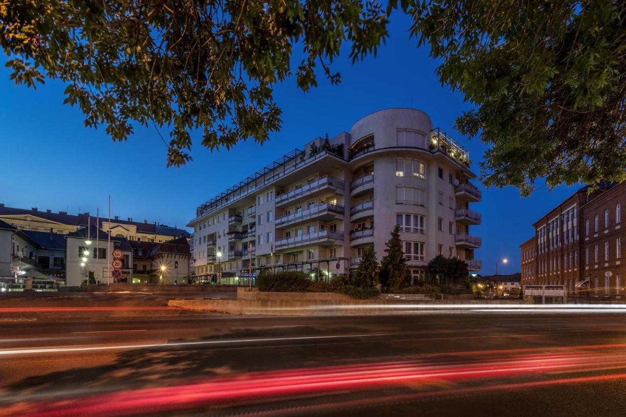 Mokka Apartments Μίσκολτς Εξωτερικό φωτογραφία